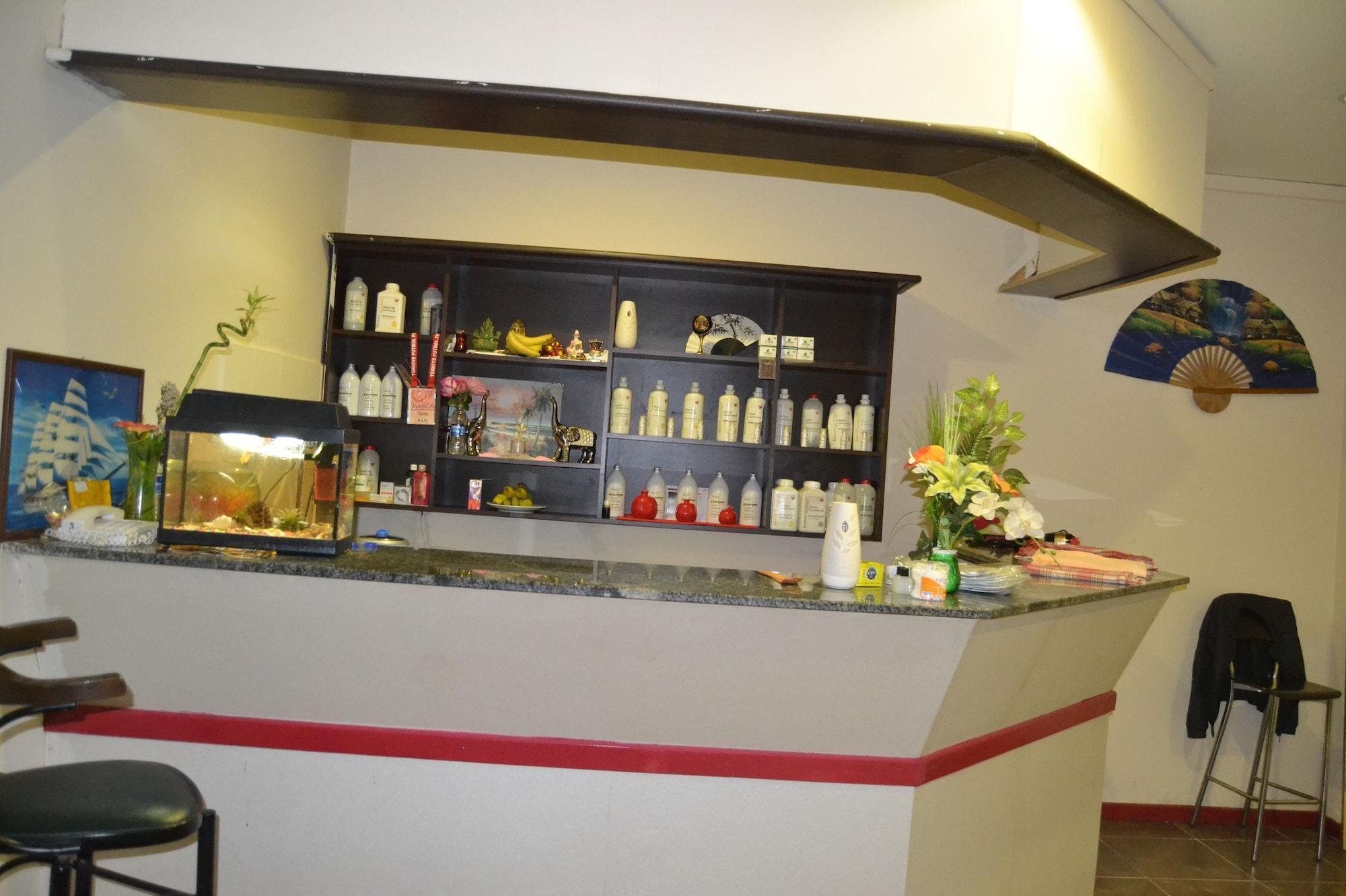 Arsen Hotel Arsin Luaran gambar