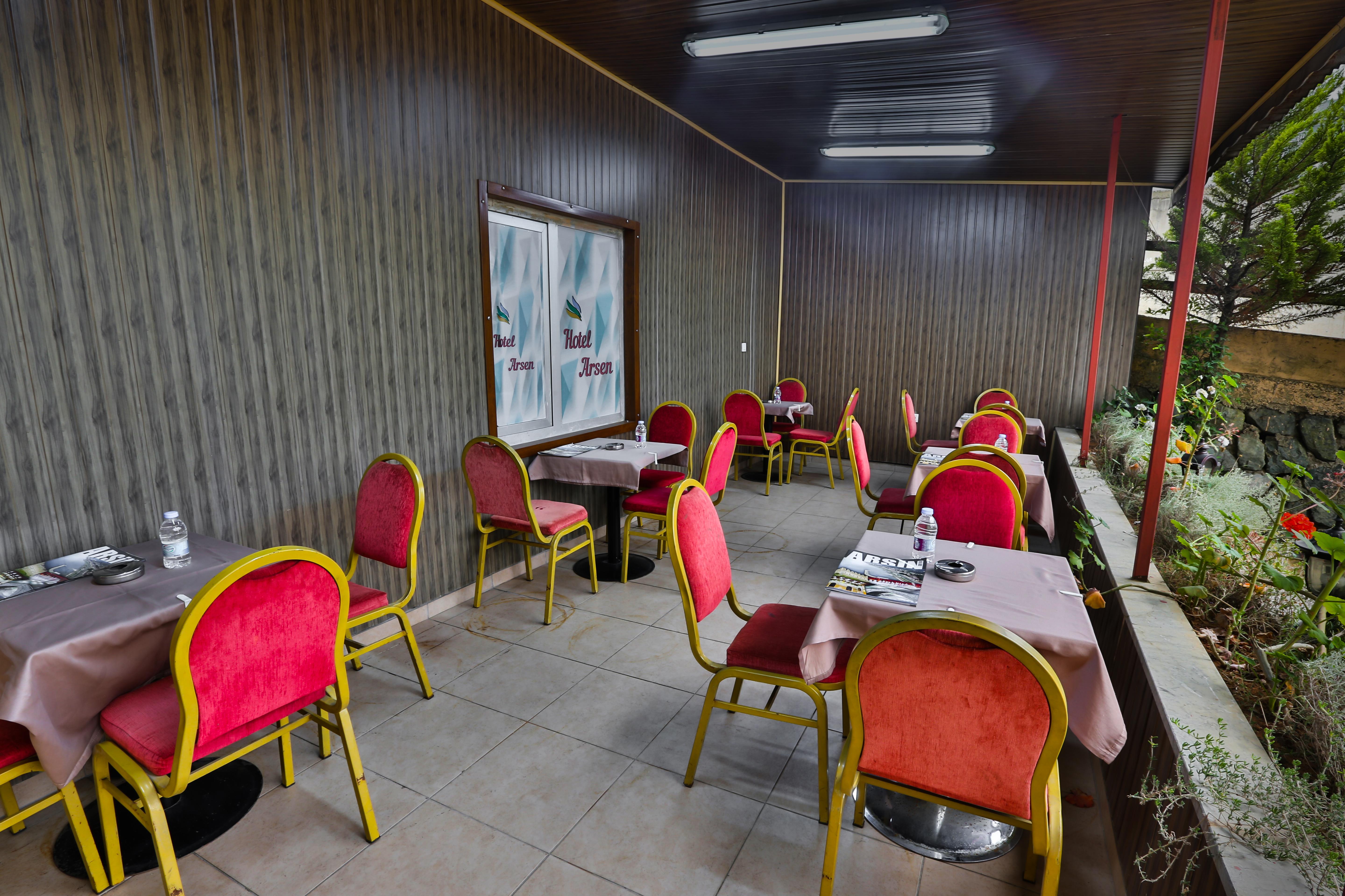 Arsen Hotel Arsin Luaran gambar
